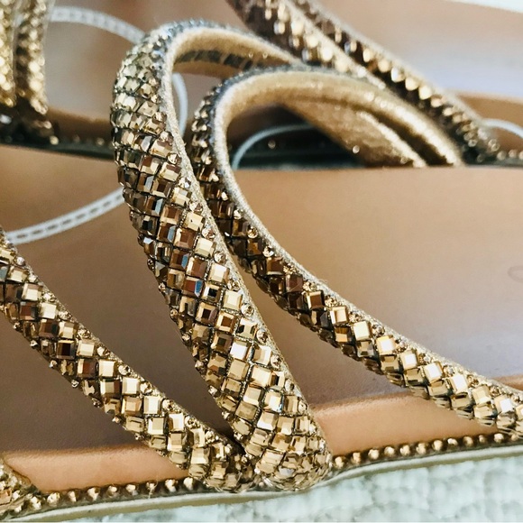 Women's New Bronze-Gold Strappy Sandals 9.5 - Picture 3 of 3